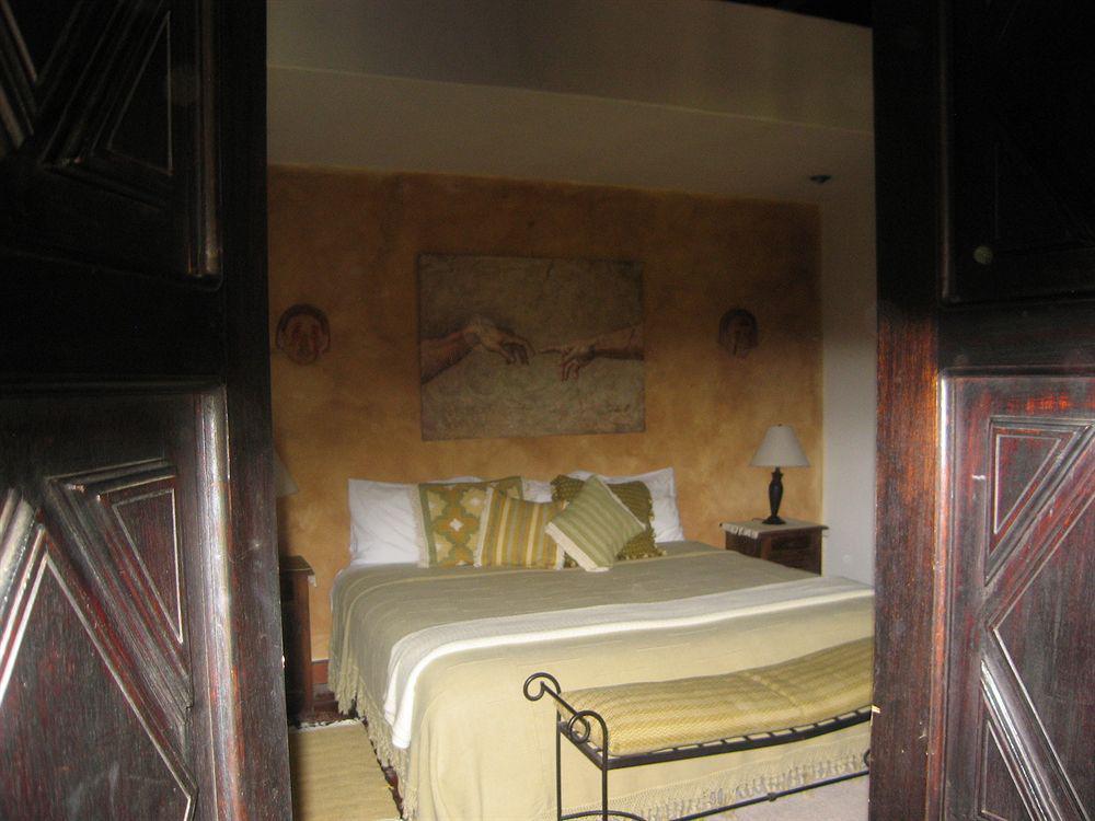 La Casa De Don Pedro Hotel Antigua ภายนอก รูปภาพ